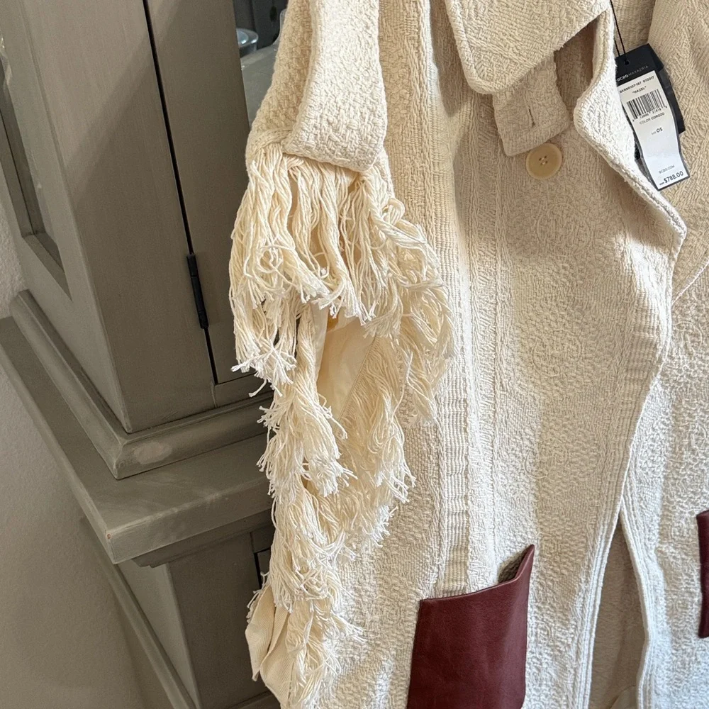BCBG Cream Fringe Cardigan with Brown Pockets, OS, Brand New!!! - Picture 3 of 7